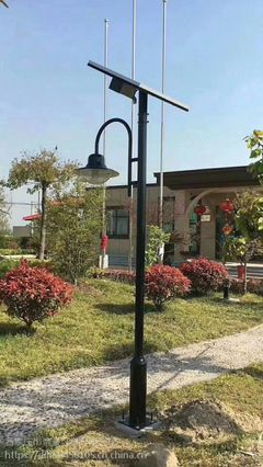 石家庄太阳能路灯选购指南 价格、厂家与河北帝豪太阳能路灯优势解析